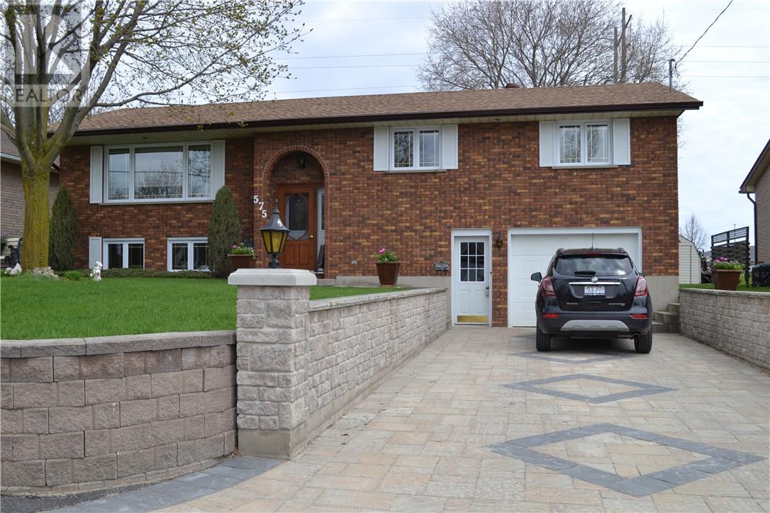 575 21ST AVENUE, hanover, Ontario