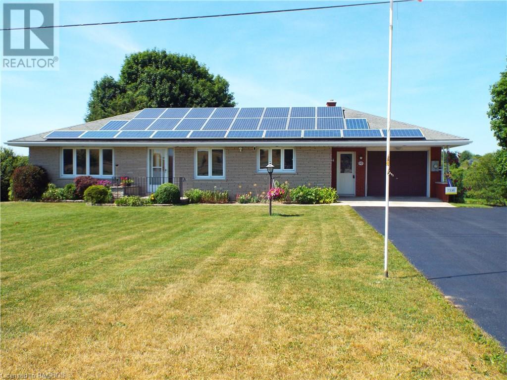 32 HILLCREST STREET W, teeswater, Ontario