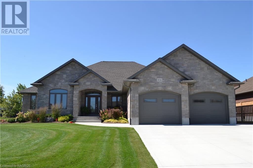 104 12TH AVENUE A, hanover, Ontario