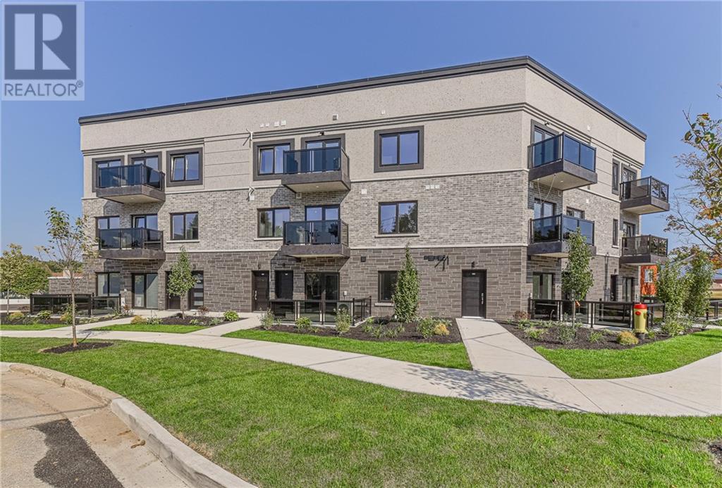 102 -  234 HEIMAN Street, kitchener, Ontario