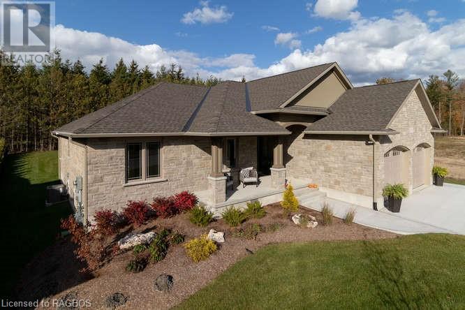 875 17TH STREET, hanover, Ontario