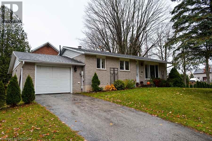 21 PETER STREET, flesherton, Ontario