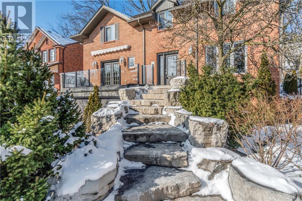 14 CINDEBARKE Terrace, halton hills, Ontario