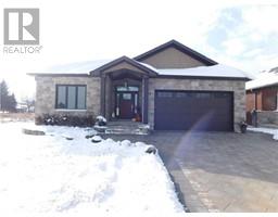 143 Ronnies Way, mount forest, Ontario