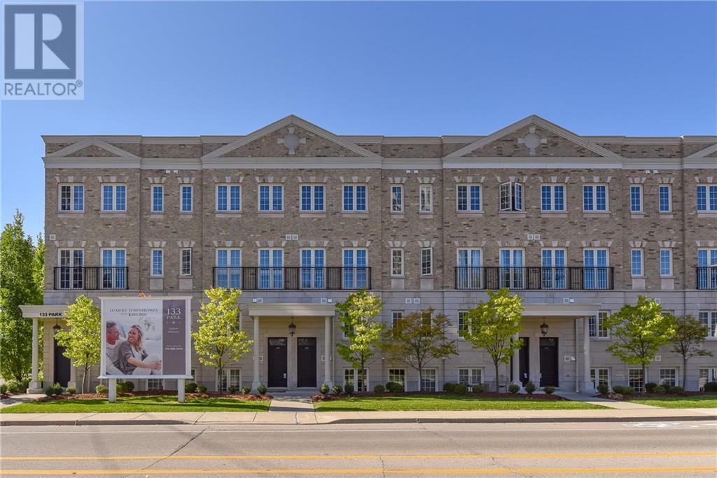 102 -  133 PARK Street, waterloo, Ontario