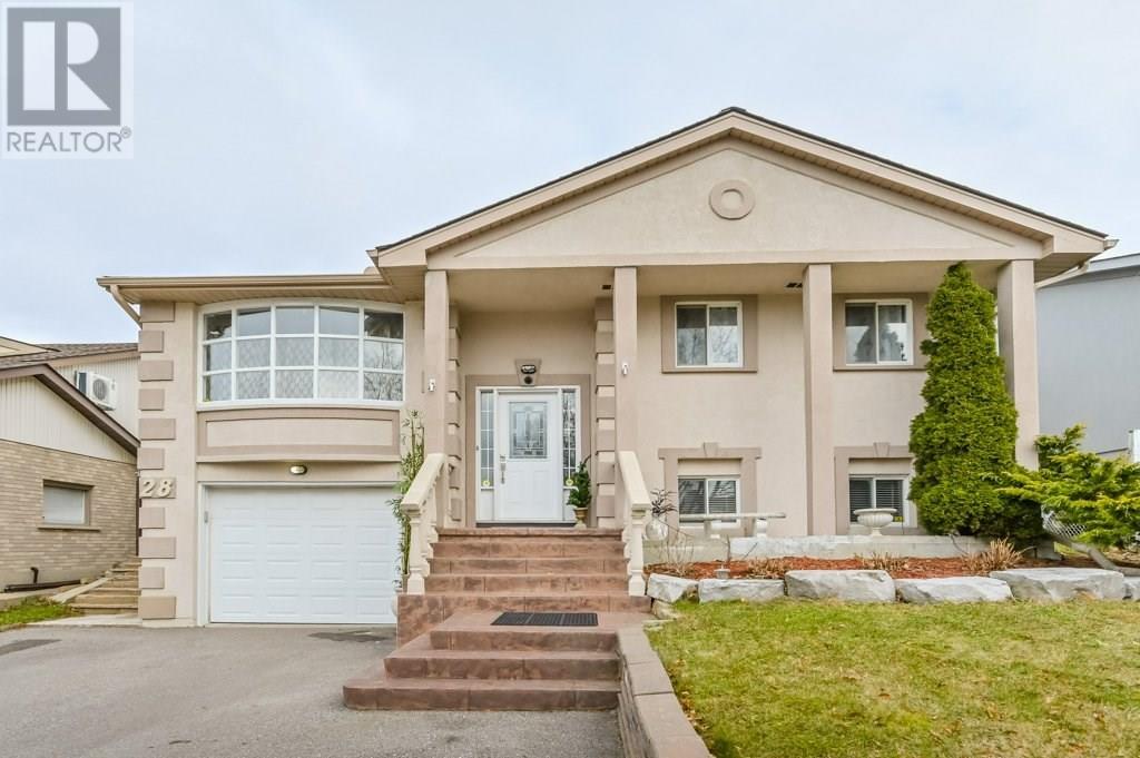 28 WYANDOTTE Court, kitchener, Ontario