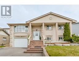 28 WYANDOTTE Court, kitchener, Ontario