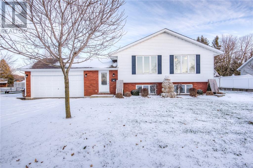 8691 CRAYTON Street, gowanstown, Ontario