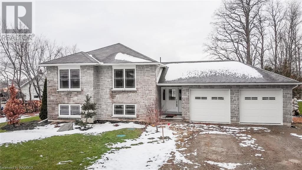 319902 KEMBLE ROCK ROAD, kemble, Ontario