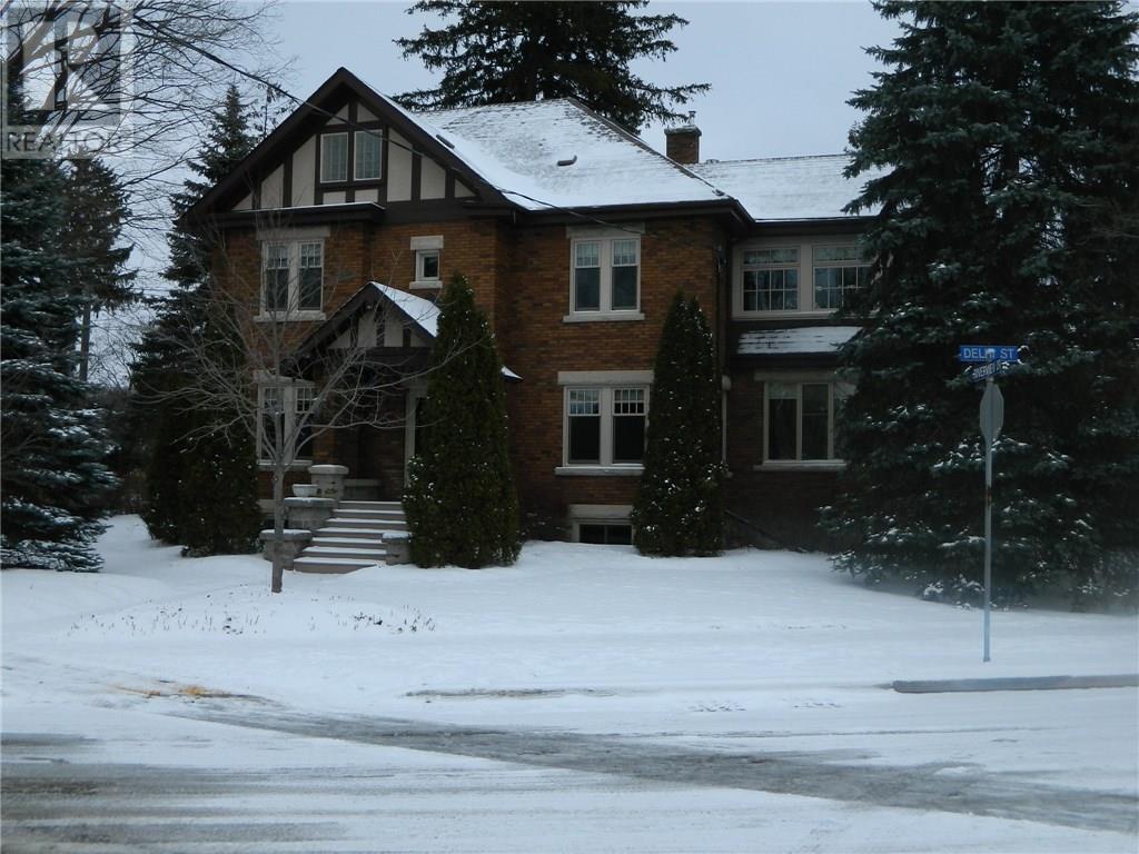 143 Riverview Drive, guelph, Ontario