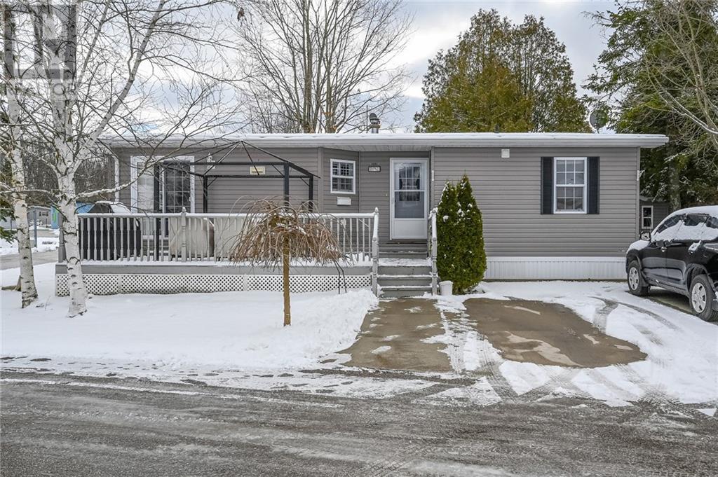 40 BULLFROG Drive, puslinch, Ontario