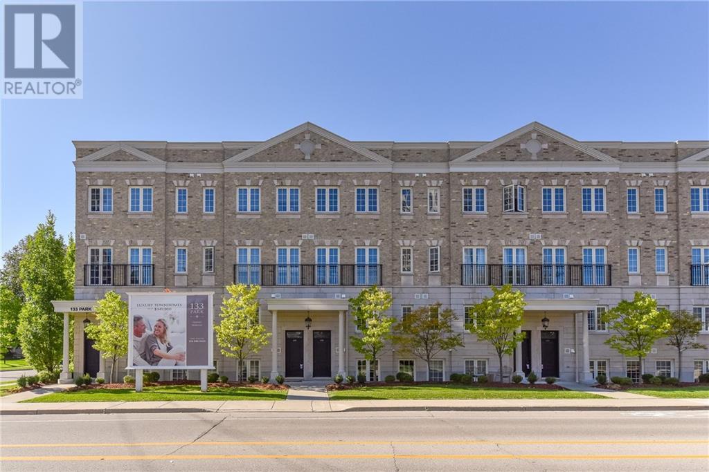 305 -  133 PARK Street, waterloo, Ontario
