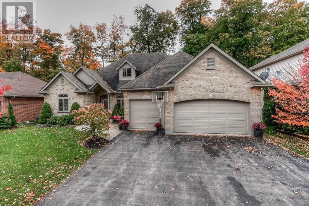 61 Welwood Avenue, wellesley, Ontario