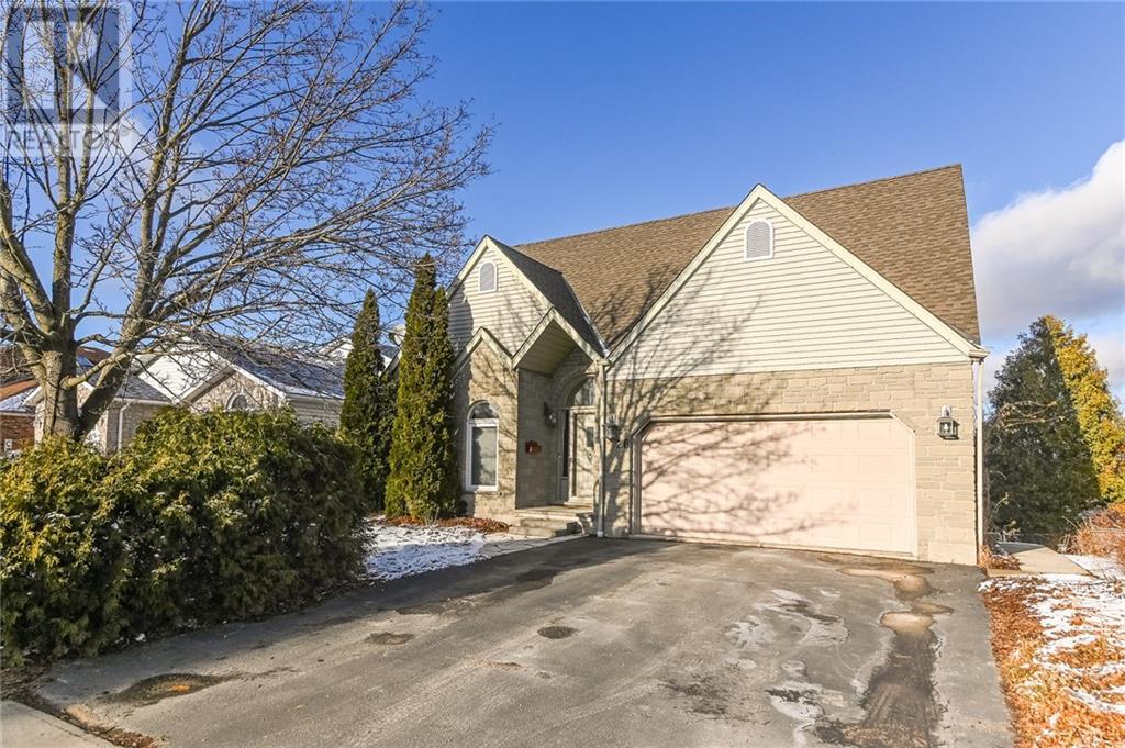 26 Pinnacle Crescent, guelph, Ontario