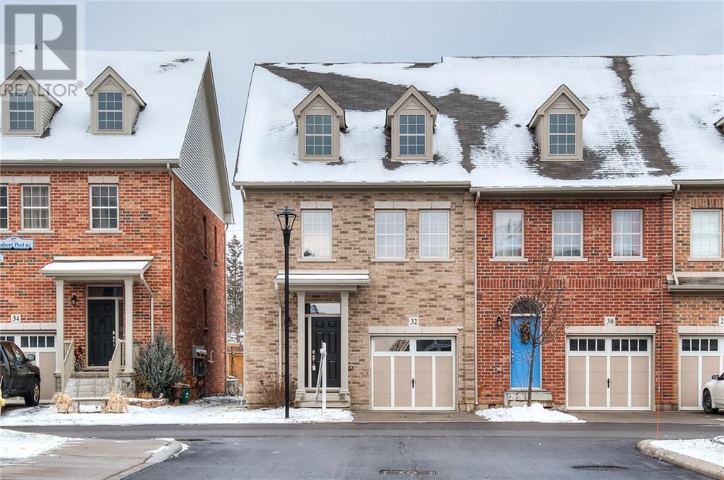 32 Robert Peel Road, kitchener, Ontario