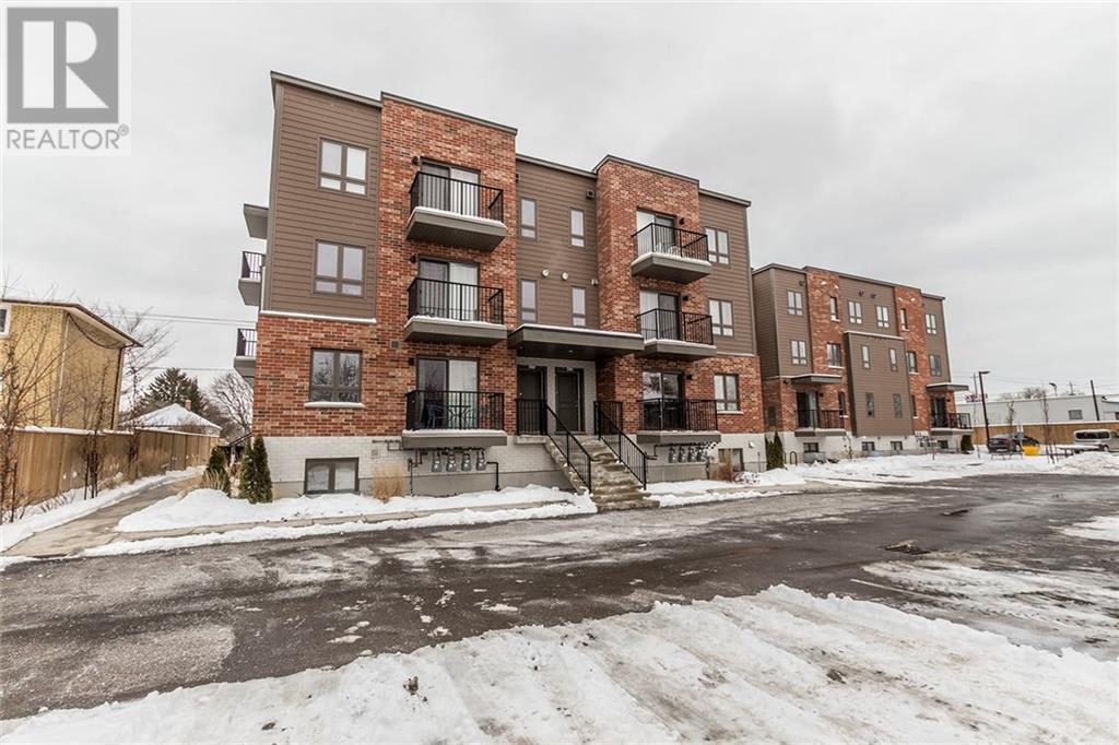 A8 -  361 LANCASTER Street W, kitchener, Ontario