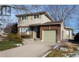34 FOREST GLEN Court, kitchener, Ontario