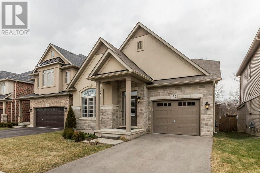 132 Echovalley Drive, stoney creek, Ontario