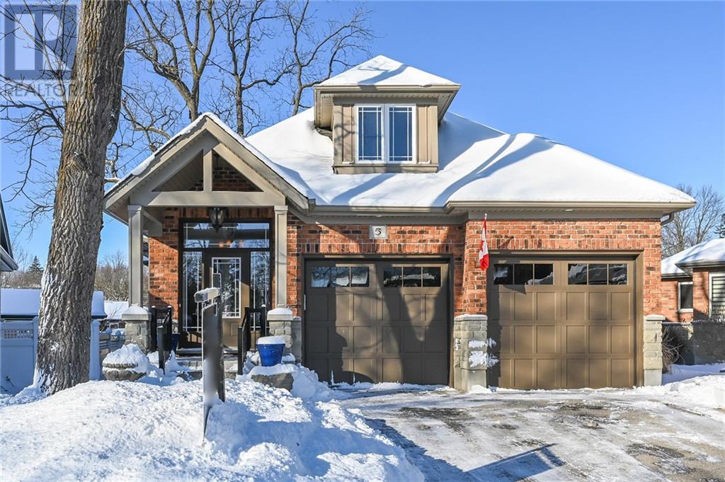 5 WRIGHT Crescent, guelph, Ontario