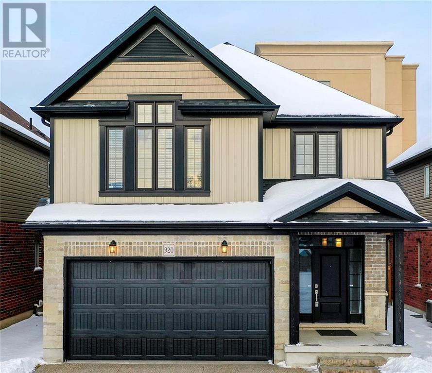 920 PIONEER GROVE Court, kitchener, Ontario