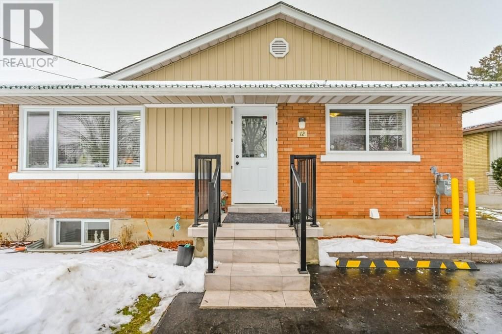 12 Eton Drive, kitchener, Ontario