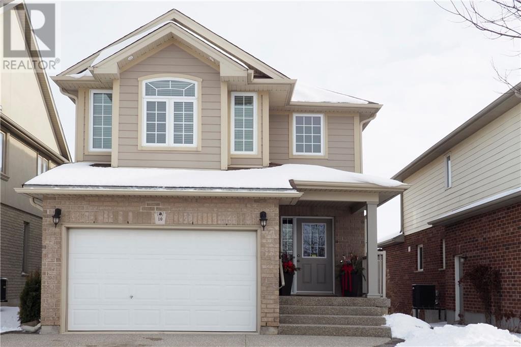 10 Valebrook Street, kitchener, Ontario